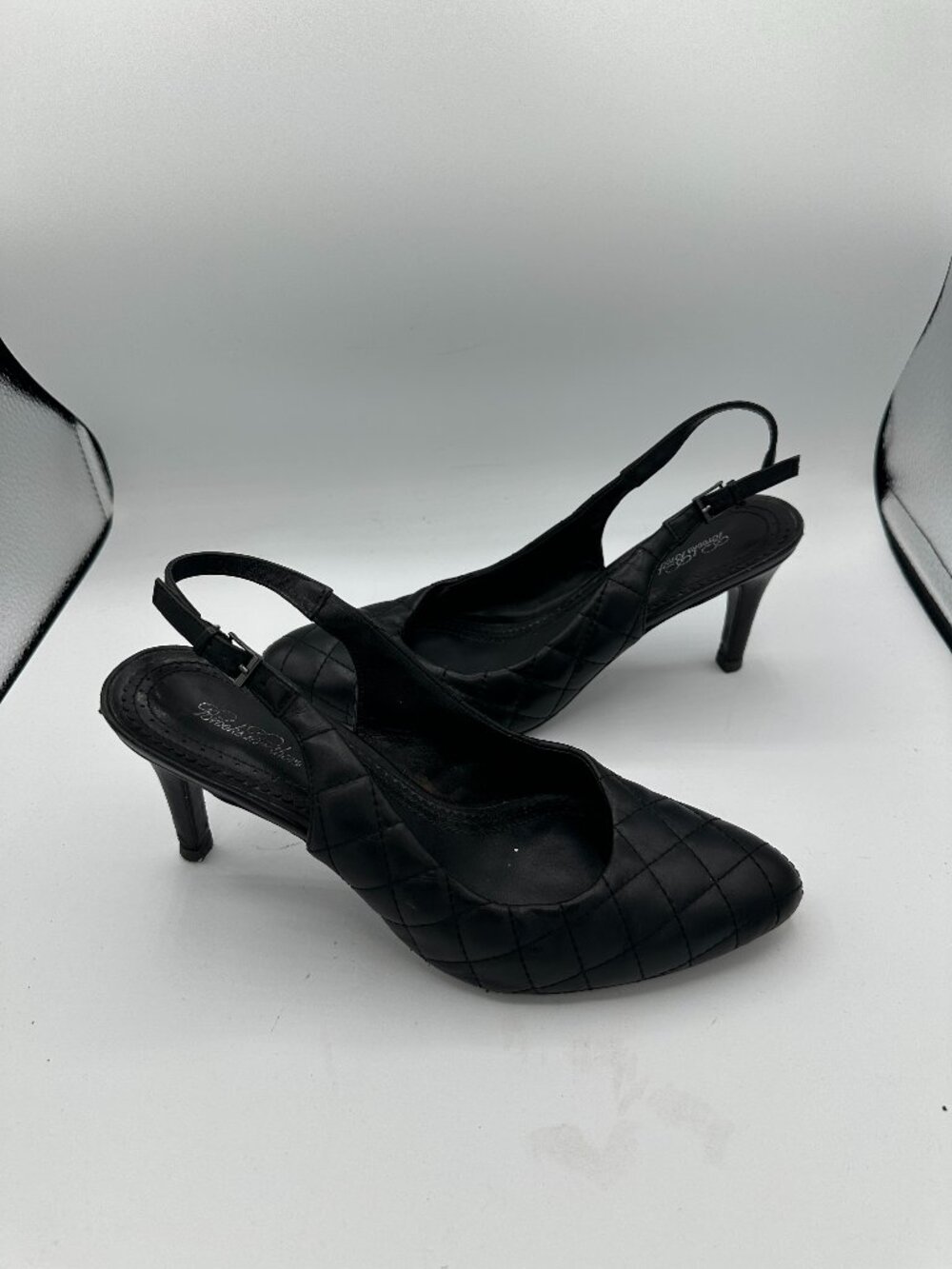 Brooks Brothers Black Slingback Quilted Leather Pumps Women's 8